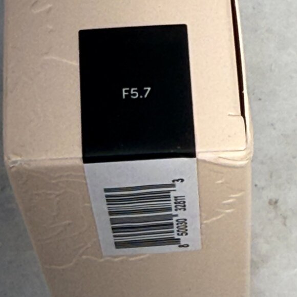 Fitglow Beauty - Natural Foundation+ Photo-Filtering Foundation | Vegan, F5.7 - Picture 3 of 5